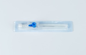 Kaniula (WENFLON) KD-FIX - 0.9 x 25mm -  niebieski