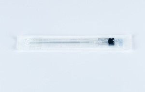 Igła do wkłuć lędźwiowych - rozmiar  22G / 0,7x88mm - czarna