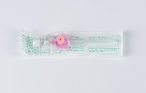 Kaniula Vasofix Certo - 1.1x33mm różowa