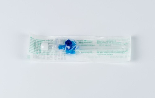 Kaniula Vasofix Certo - 0.9x25 mm niebieska